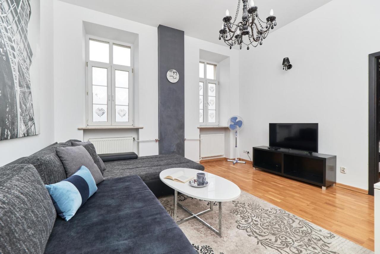 Rynek Apartment The Heart Of The City By Noclegi Renters Wroclaw Exterior photo